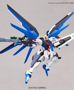 SD GUNDAM EX-STANDARD 009 DESTINY GUNDAM